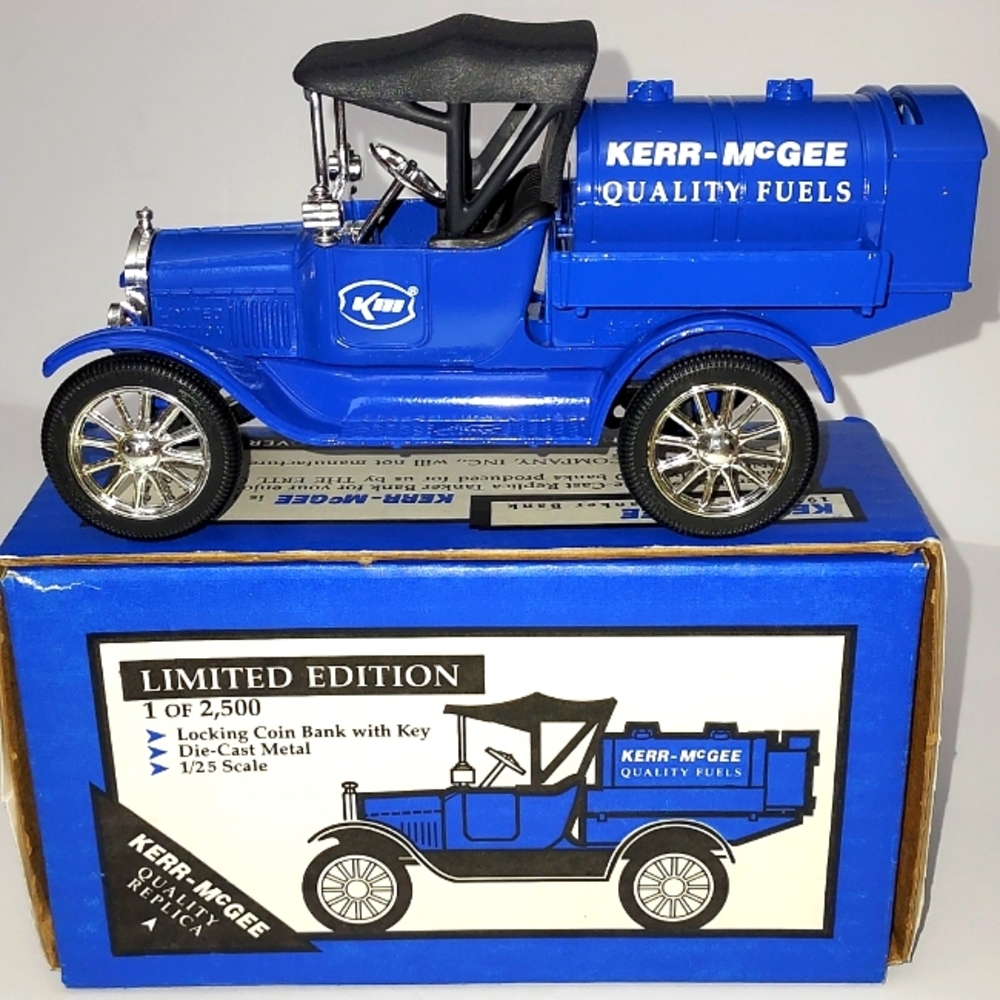 Vintage ERTL 1918 Tanker Bank